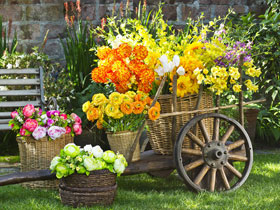 Flores artificiales, una tradición ancestral que sigue de moda