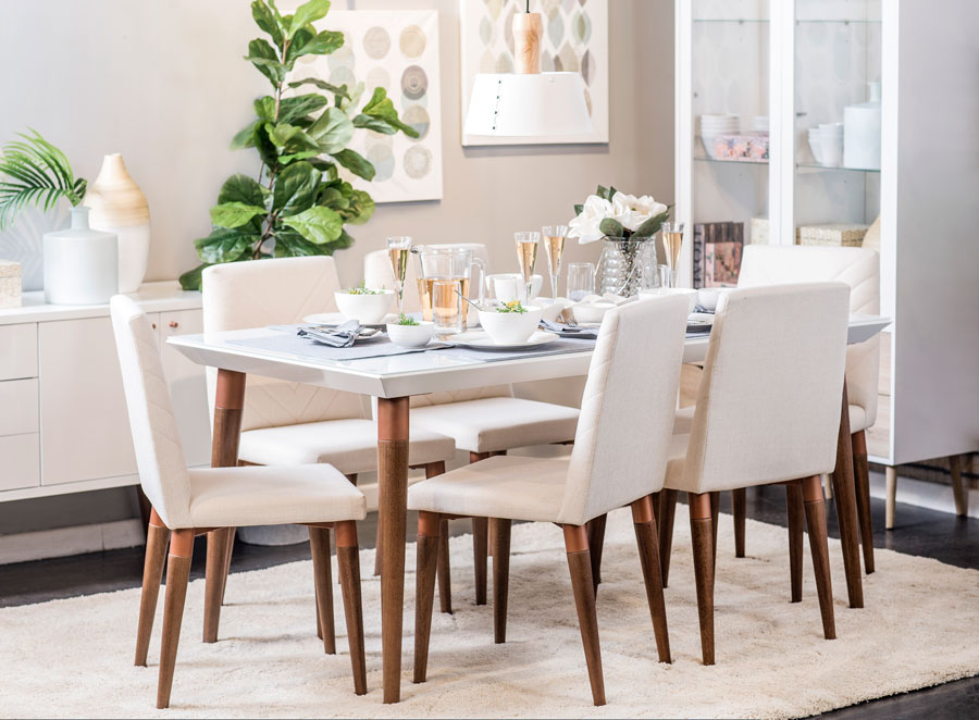 mesa de comedor color blanco con vitrina y buffet