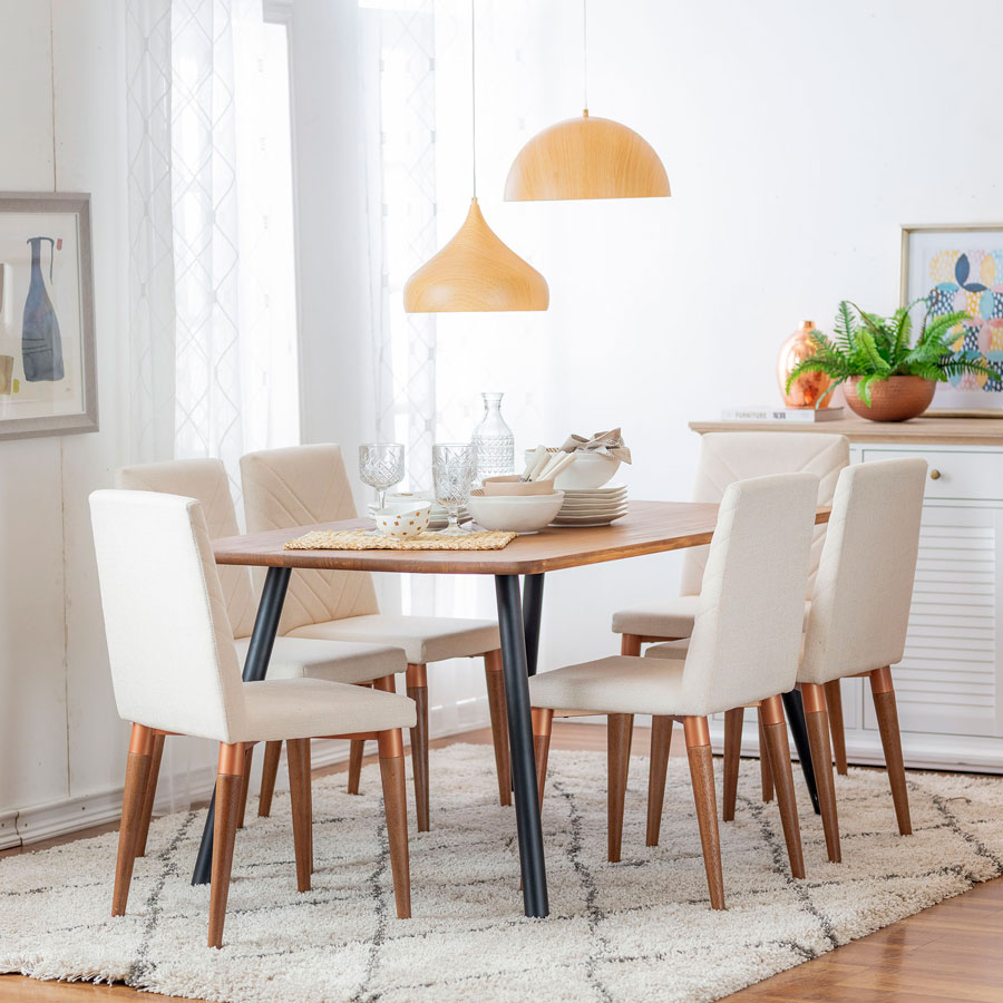 comedor de madera con patas metálicas color negro, combina una paleta de colores