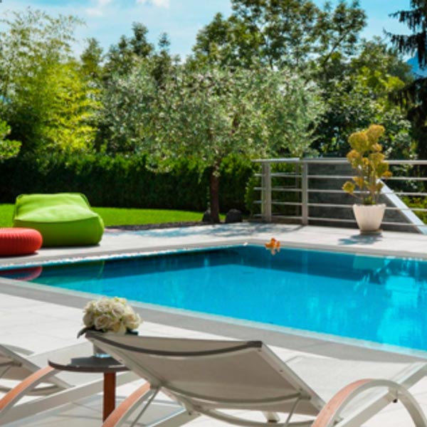 Servicio de Construcci�n de piscinas de hormig�n