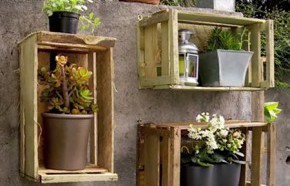 �C�mo hacer estantes de madera envejecida para las plantas?
