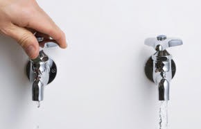 �C�mo instalar una llave de agua?