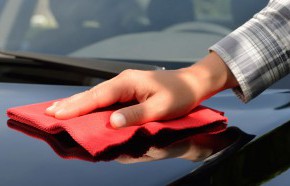 �C�mo reparar los rayones en la pintura del auto?